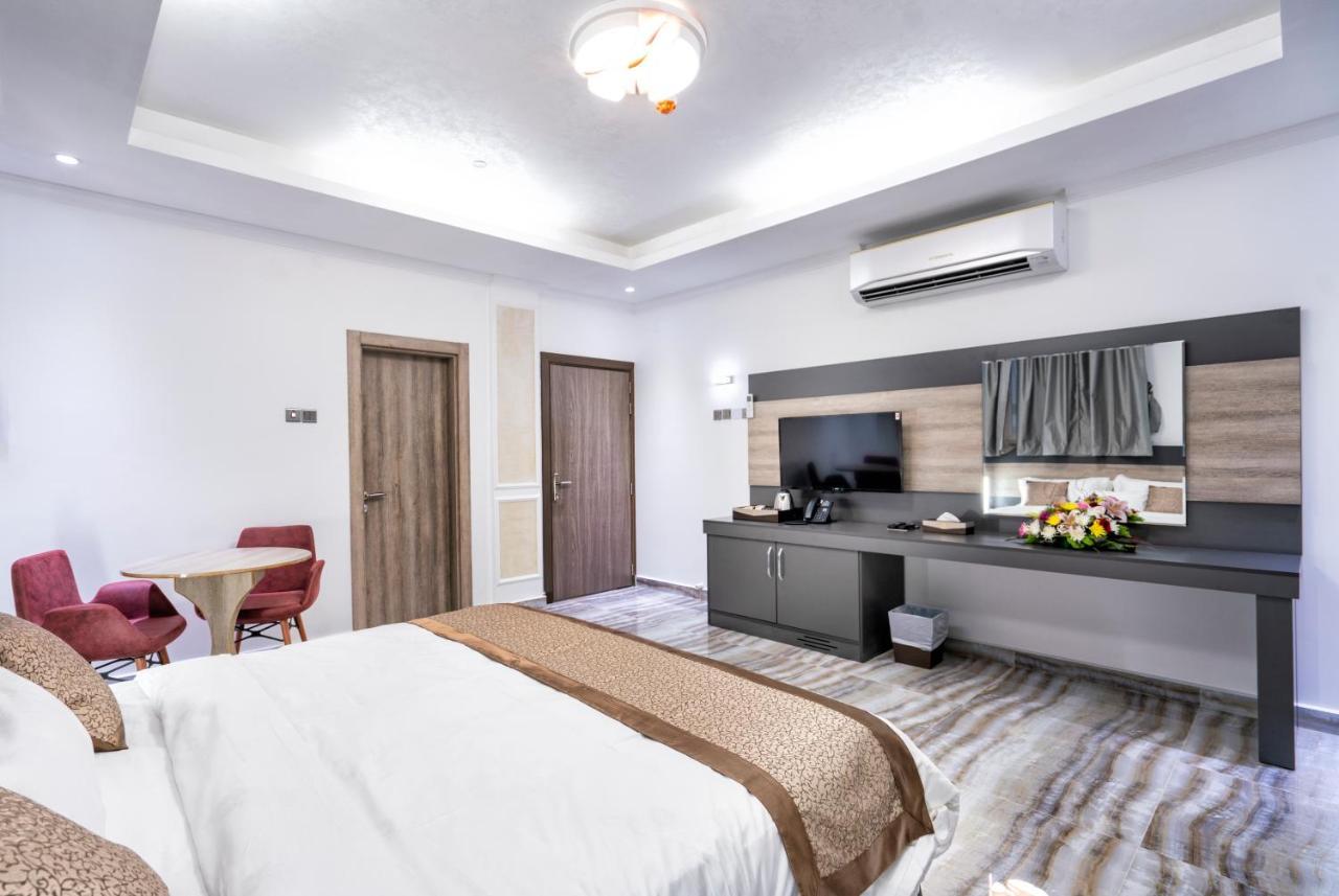Al Amerat Hotel Al Amarat Bagian luar foto