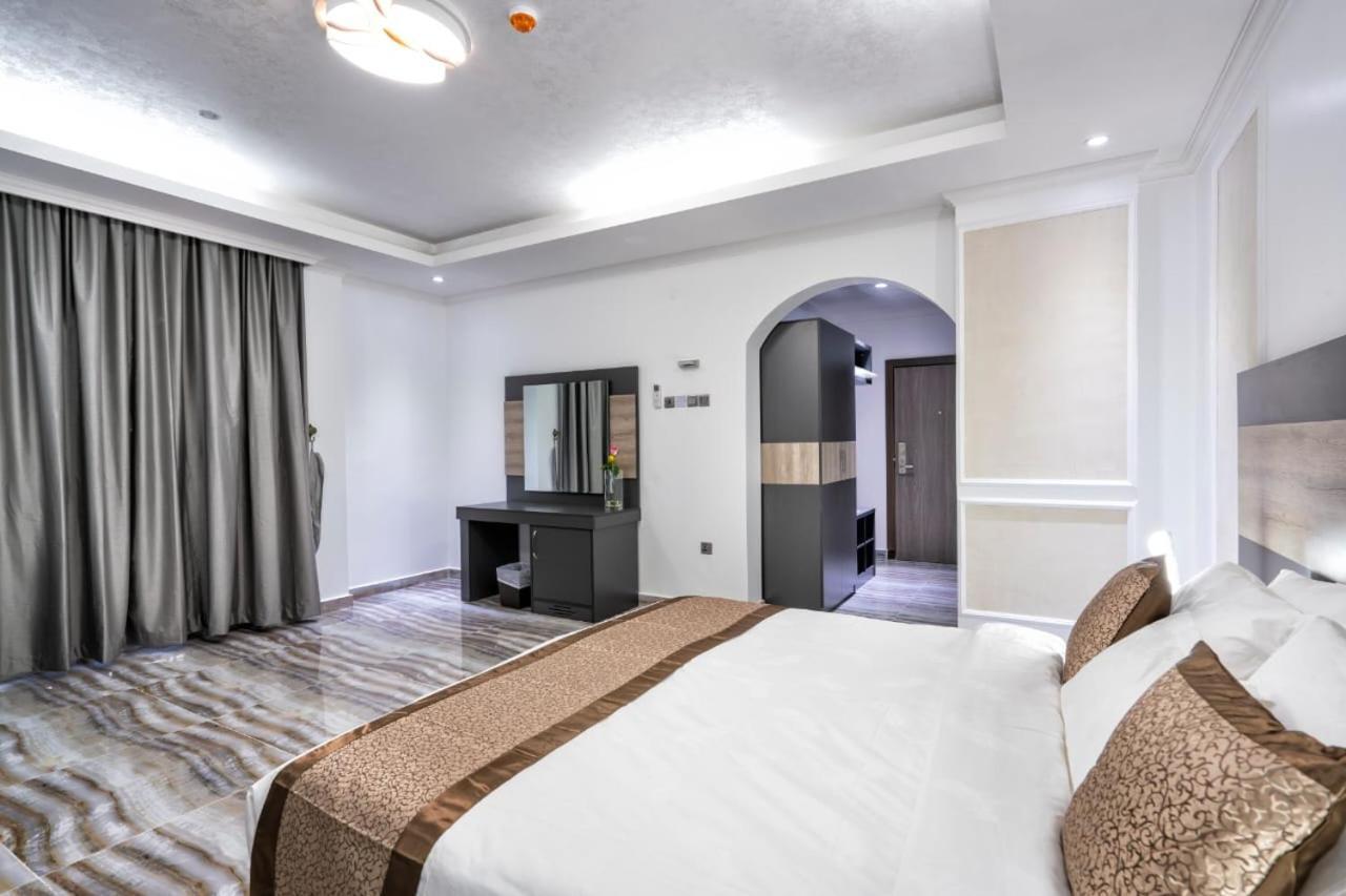 Al Amerat Hotel Al Amarat Bagian luar foto