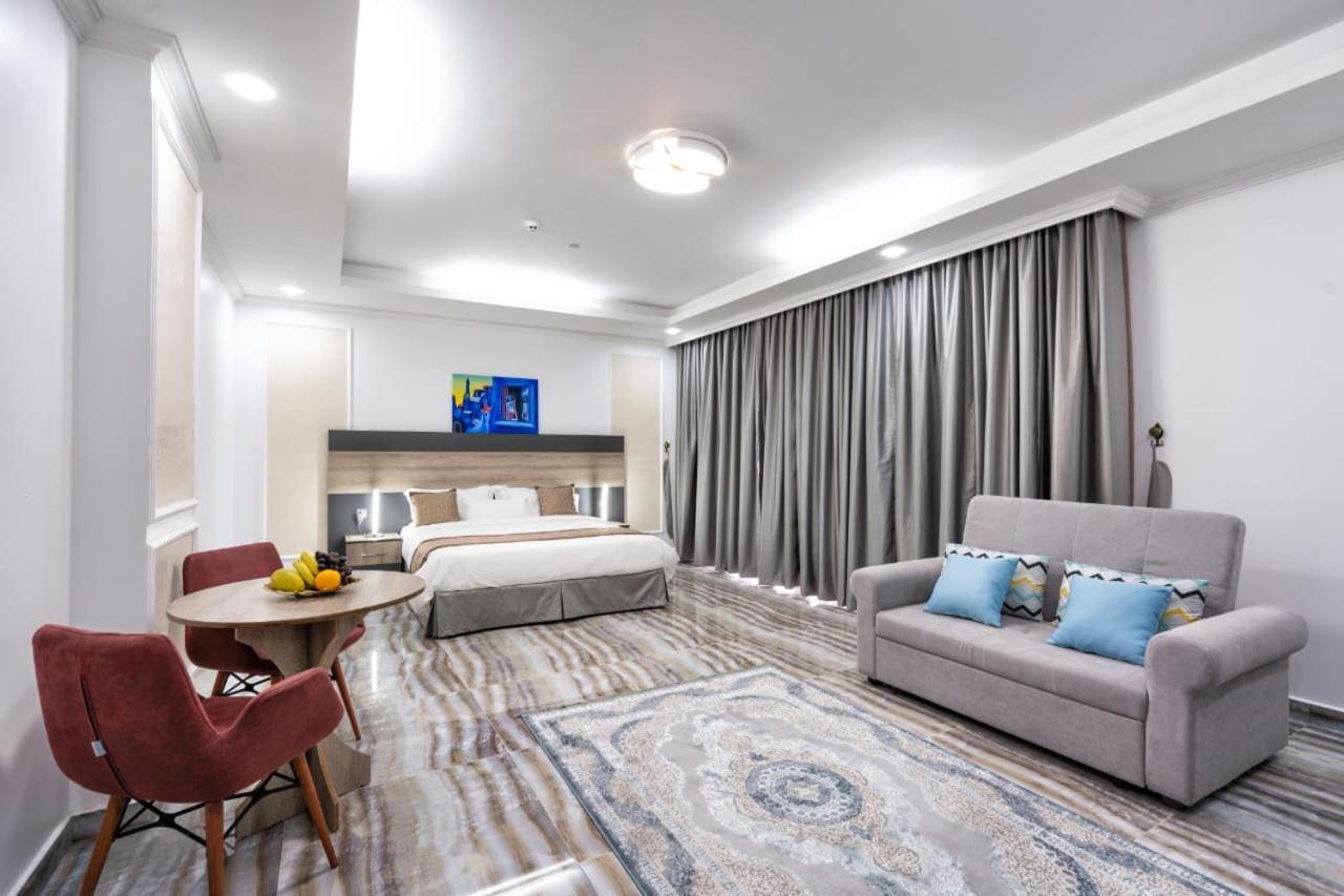 Al Amerat Hotel Al Amarat Bagian luar foto