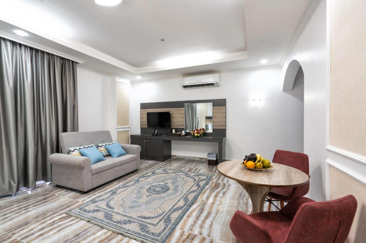 Al Amerat Hotel Al Amarat Bagian luar foto